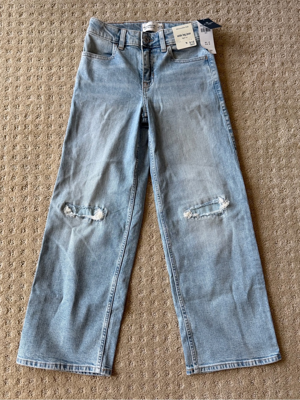 NWT Abercrombie Kids Wide Leg Distressed Light Blue Jeans, Size 9/10 Regular